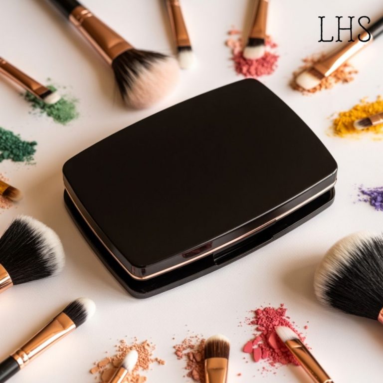 The Painted Compact Case I Made Because My Old One Felt Boring